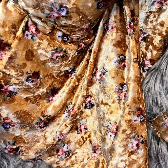 Reversible Faux Fur Velvet Cape - floral yellow and grey - Picture 4 of 8